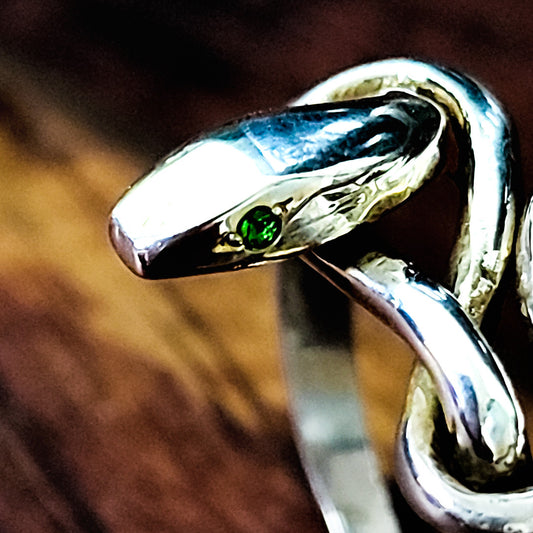 Green-Eyed Viper Ring