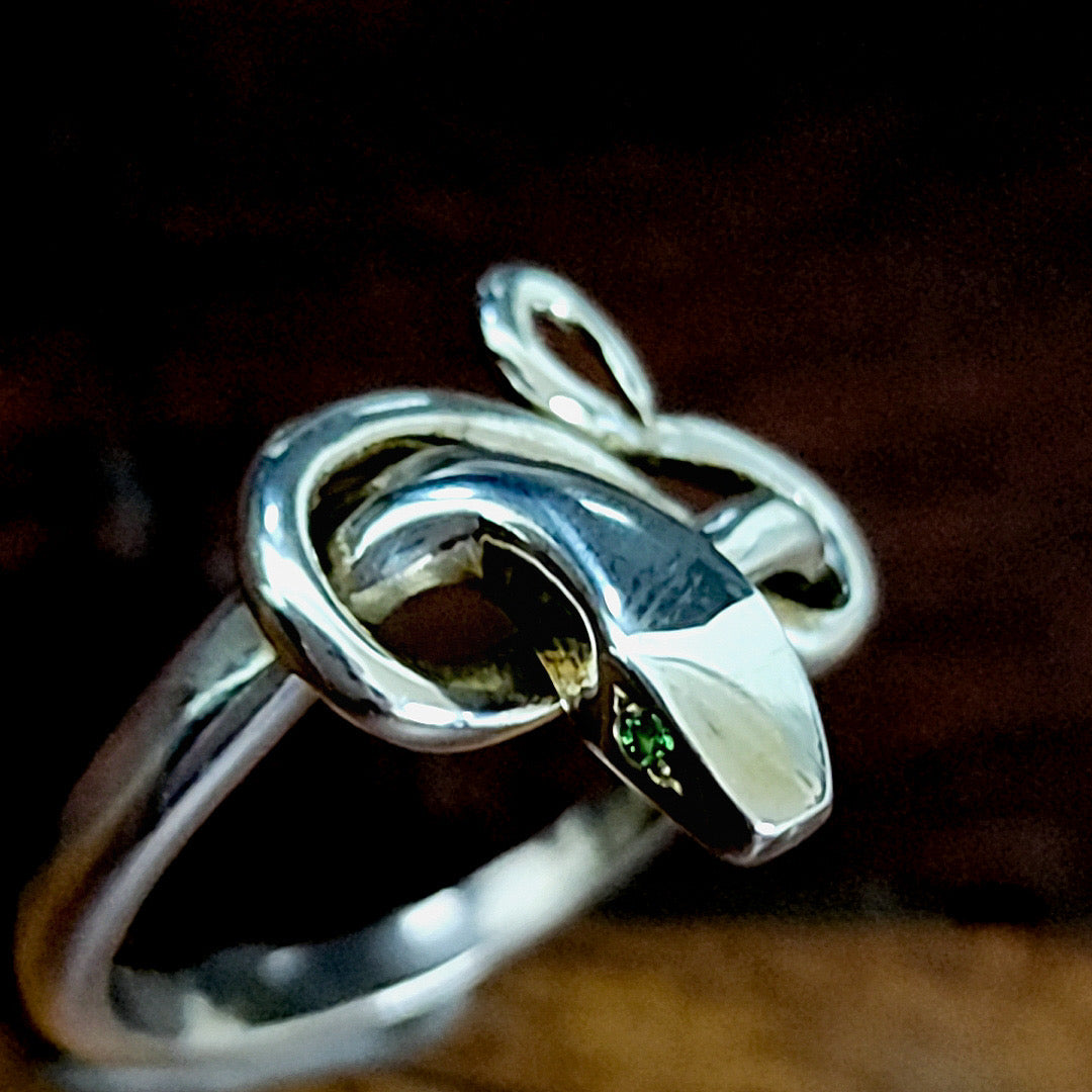 Green-Eyed Viper Ring